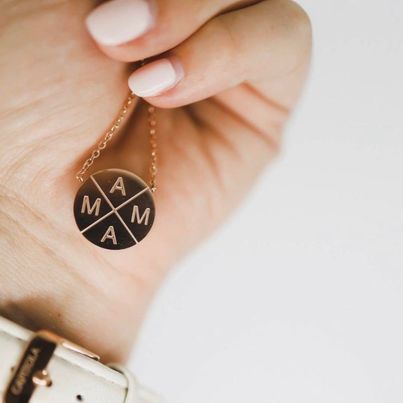 Mama necklace