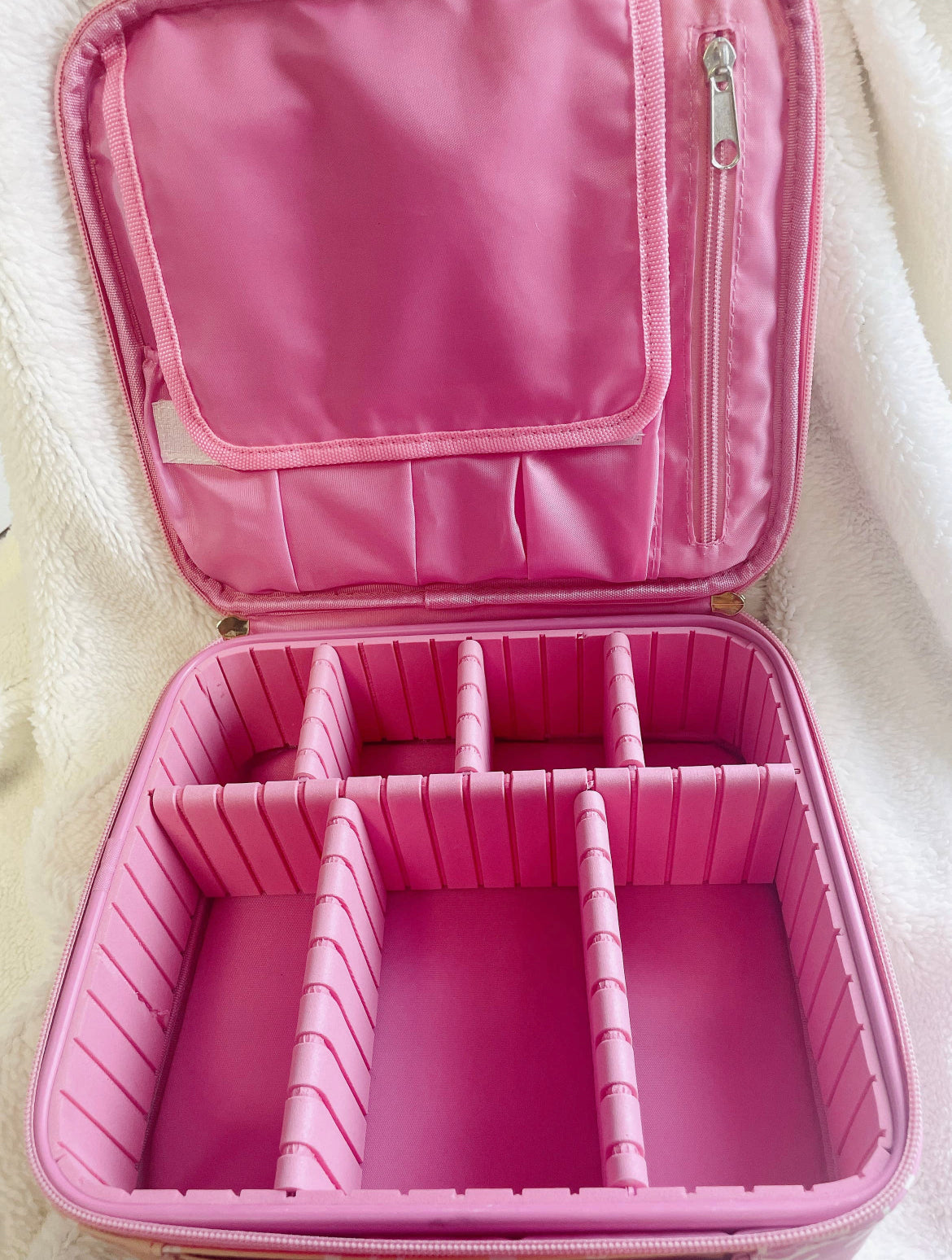 Happy ombré beauty bag