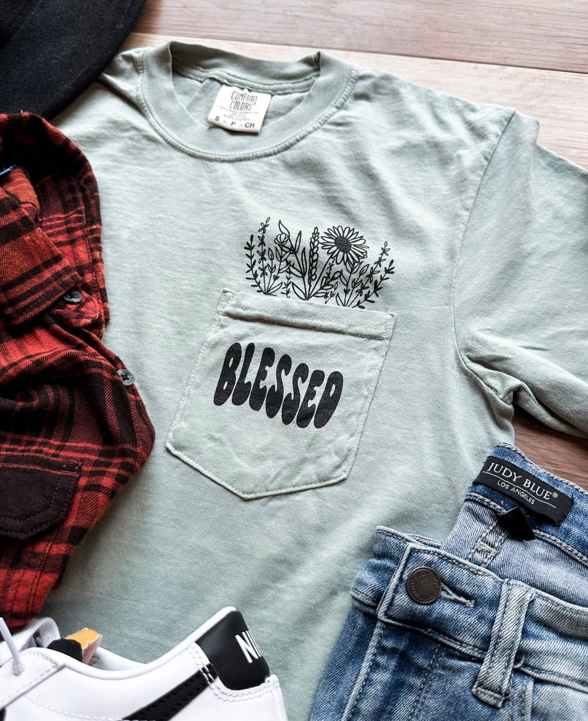 Blessed pocket graphic tee
