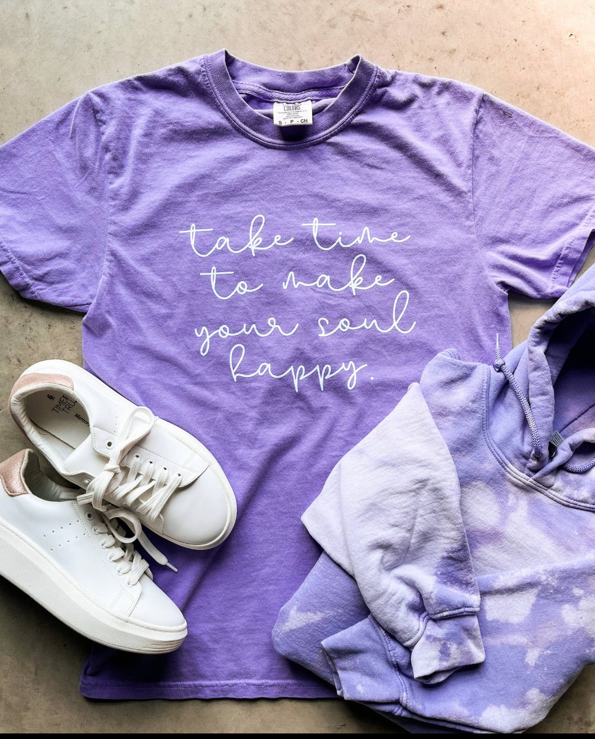 Soul happy graphic tee